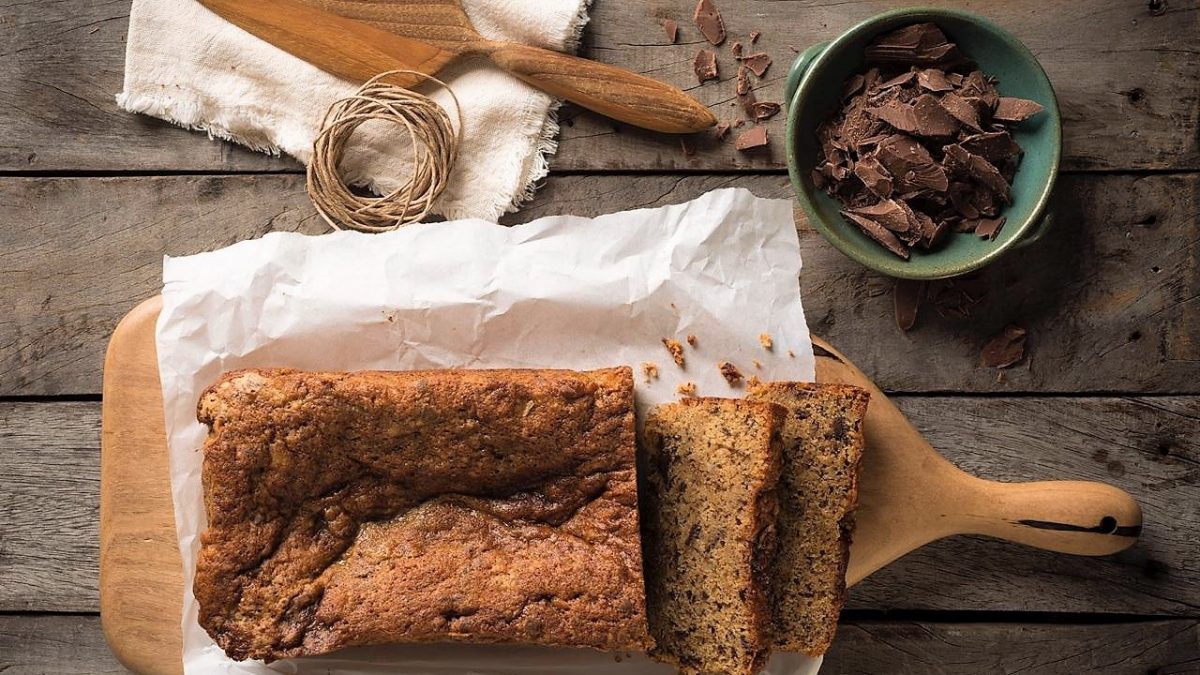 Um bolo de banana criativo e saboroso