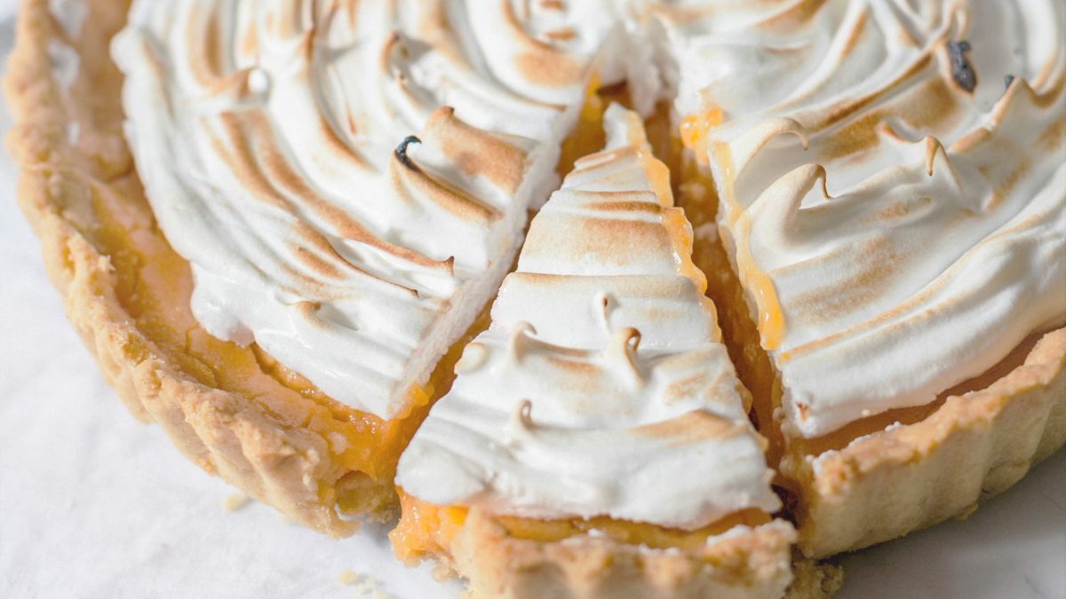 Torta de limão com merengue